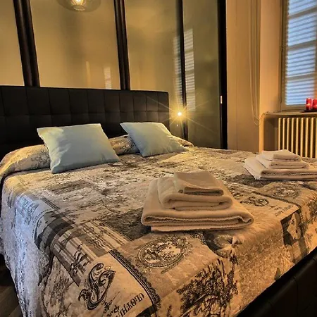 Ancient Courtyard Bonanomi 2 Bedroom Apartman *