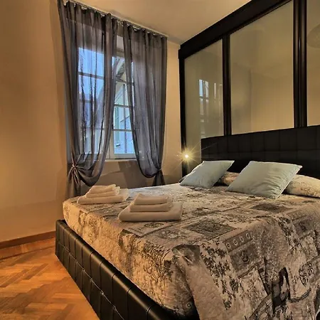 Ancient Courtyard Bonanomi 2 Bedroom Apartman